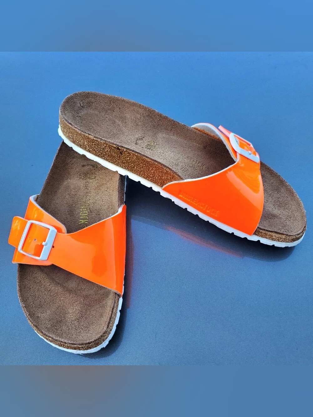 Birkenstock Orange Sandals – Women’s Size 9.5 (40Beautiful Birkenstock sandals